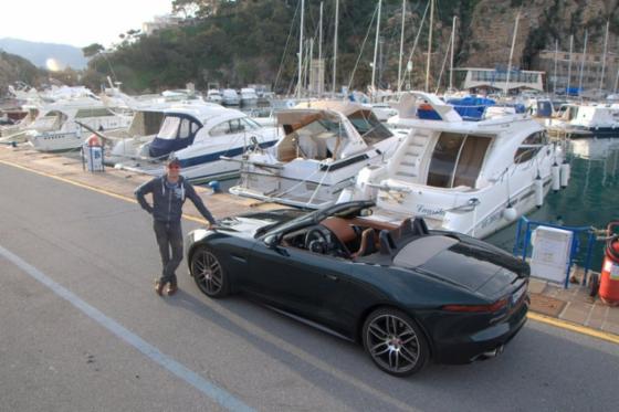 Martin Fischer mit dem F-Type R in Alassio Italien